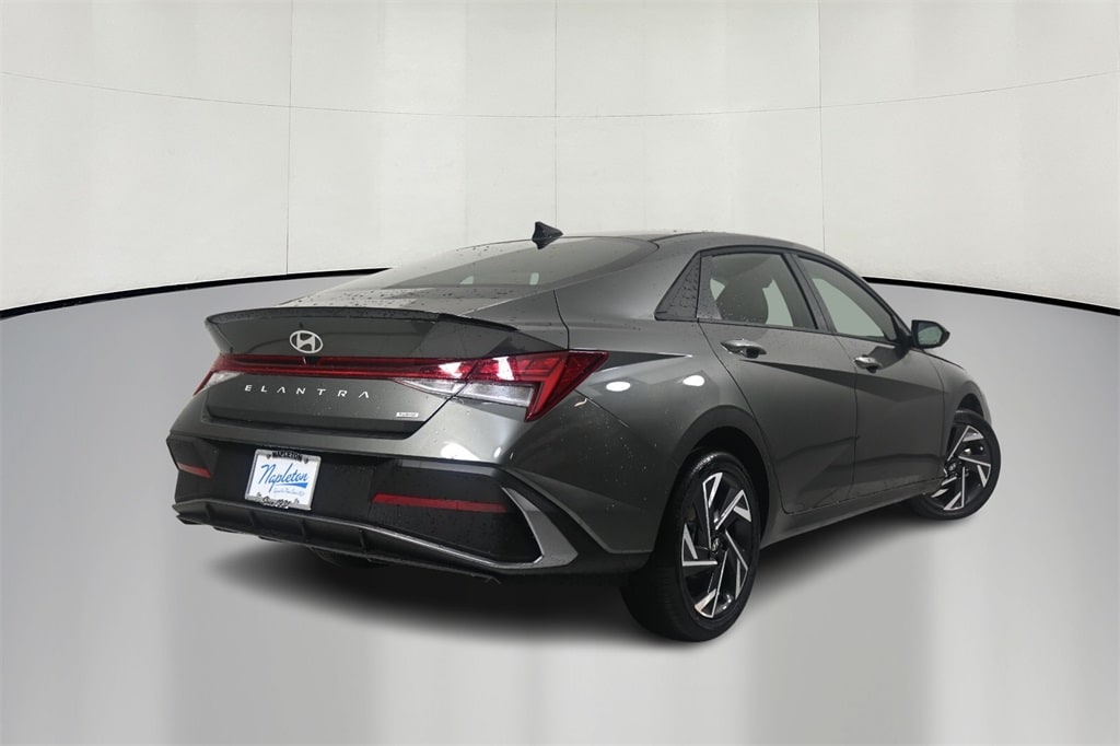 Thumbnail: 2025 Hyundai Elantra - 7