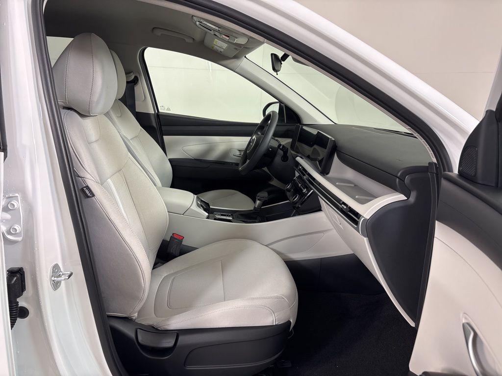 Thumbnail: 2026 Hyundai Tucson - 12