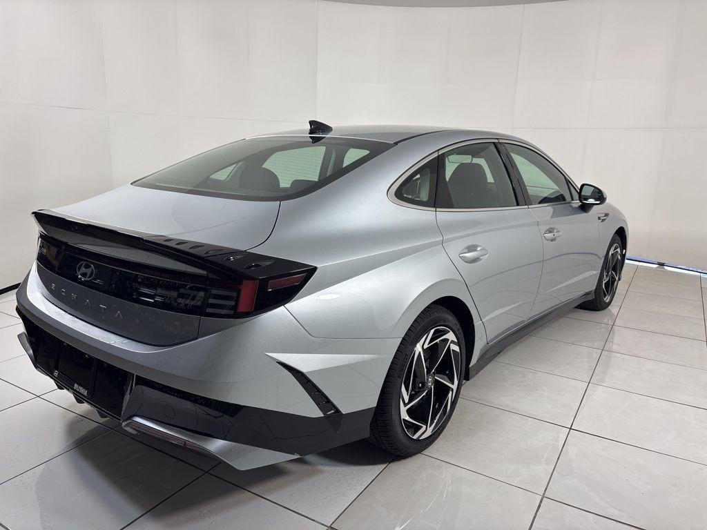 Thumbnail: 2026 Hyundai Sonata - 5