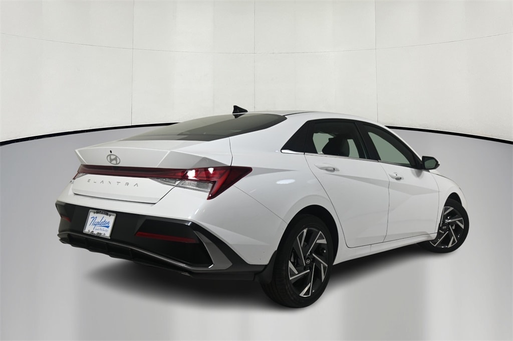 Thumbnail: 2025 Hyundai Elantra - 7