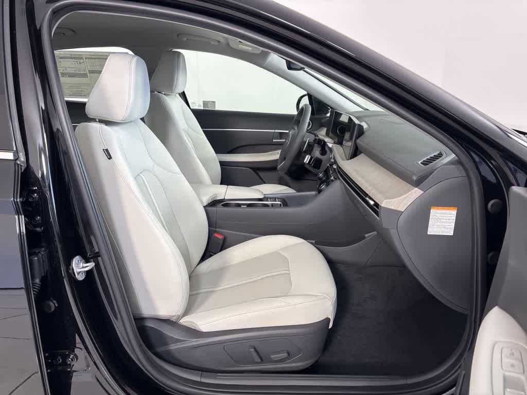 Thumbnail: 2025 Hyundai Sonata - 12