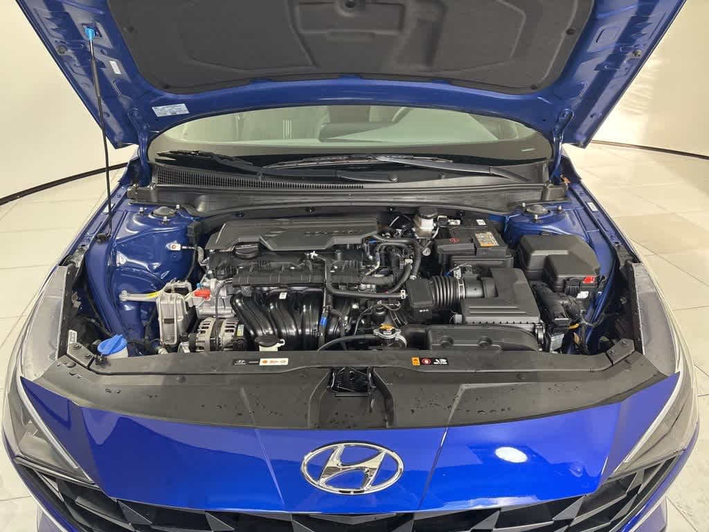 Thumbnail: 2023 Hyundai Elantra - 10