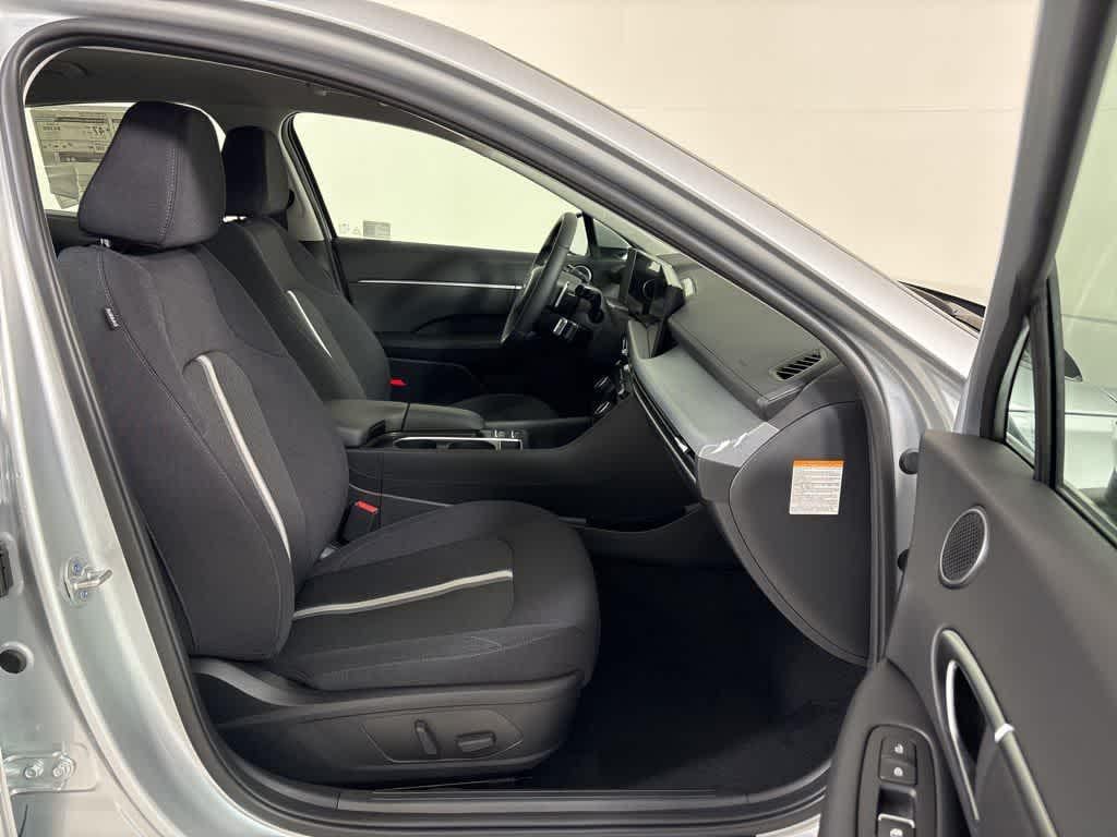 Thumbnail: 2025 Hyundai Sonata - 12