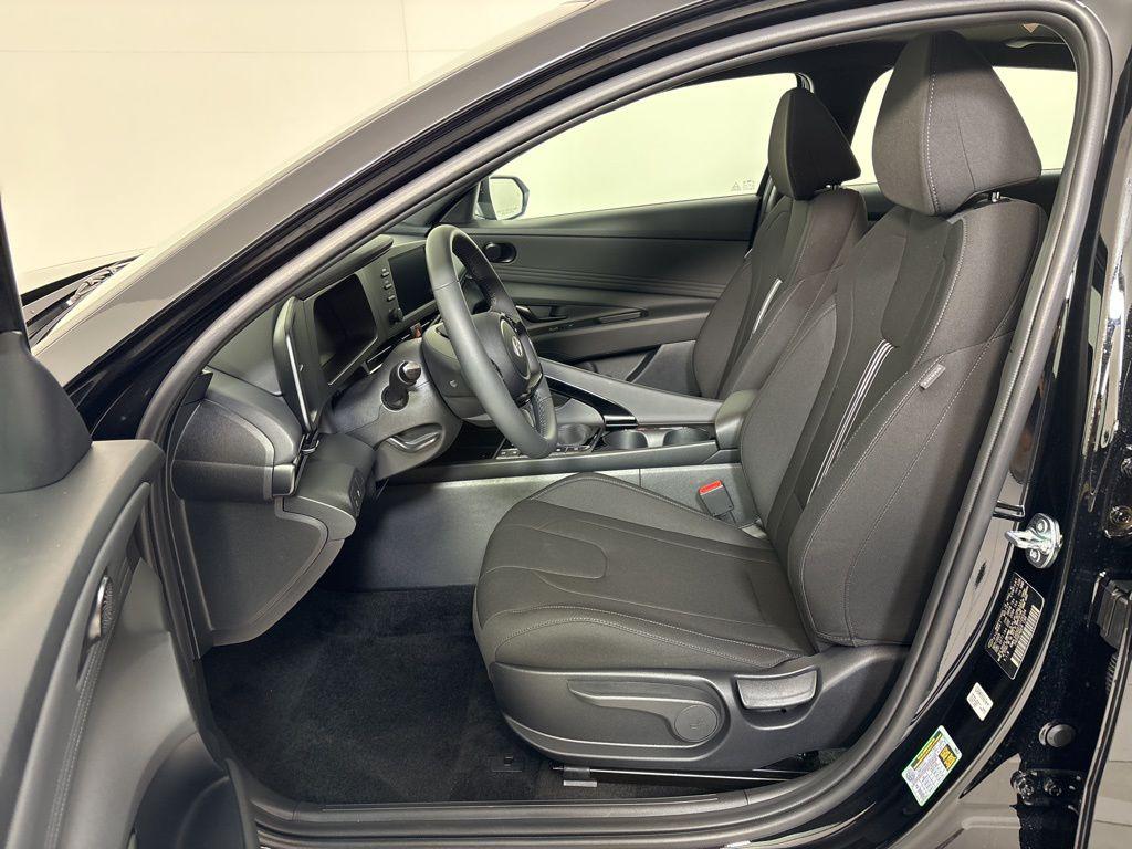 Thumbnail: 2026 Hyundai Elantra - 14