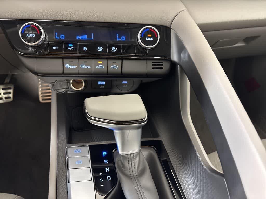 Thumbnail: 2026 Hyundai Elantra - 27