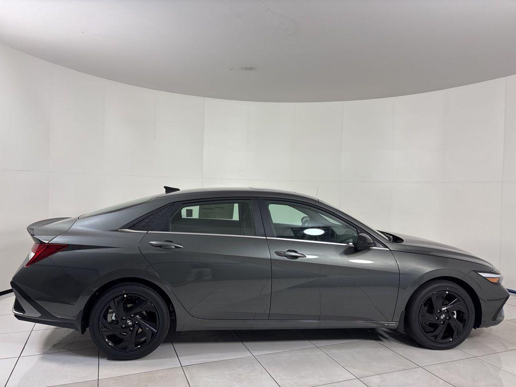 Thumbnail: 2026 Hyundai Elantra - 6