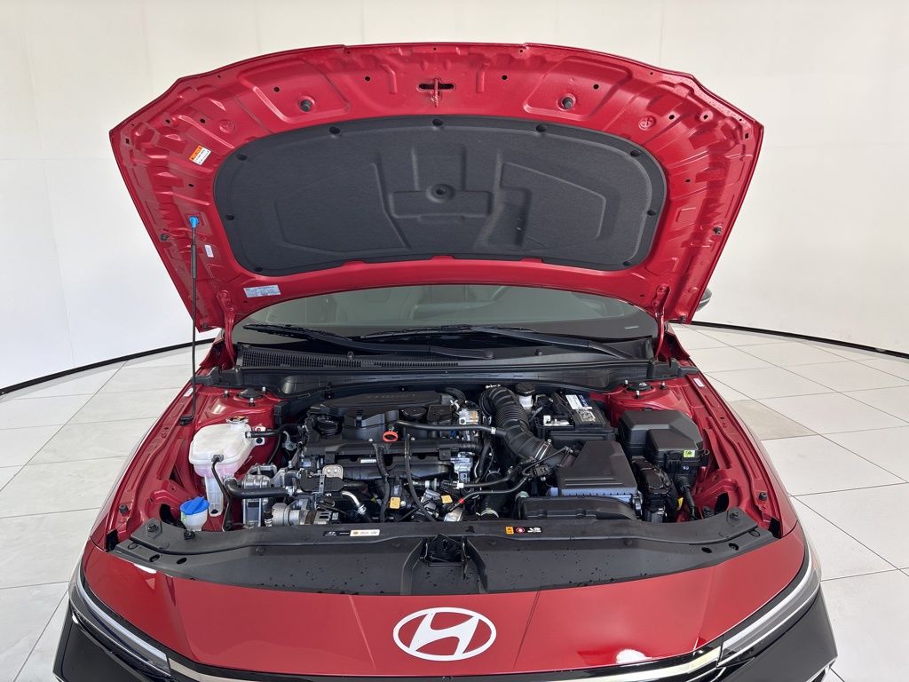 Thumbnail: 2024 Hyundai Elantra - 11