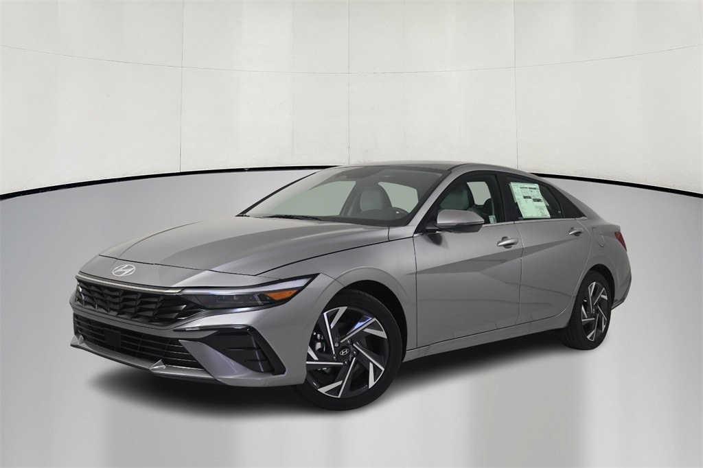 Thumbnail: 2025 Hyundai Elantra - 3