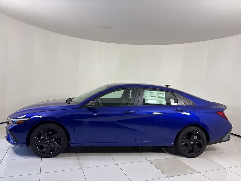 New 2026 Hyundai Elantra SEL Sport Sedan