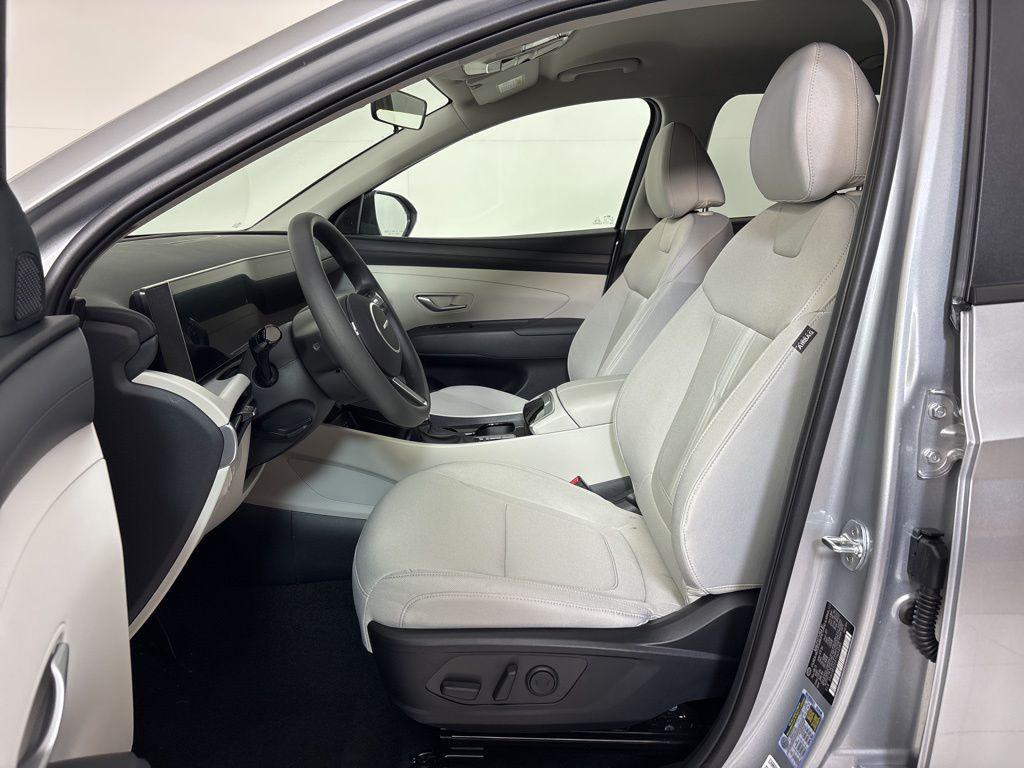 Thumbnail: 2026 Hyundai Tucson - 14