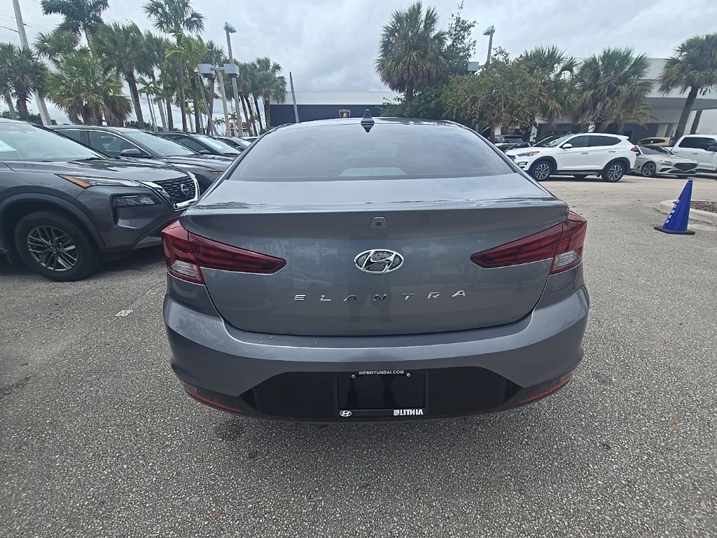 Thumbnail: 2019 Hyundai Elantra - 6