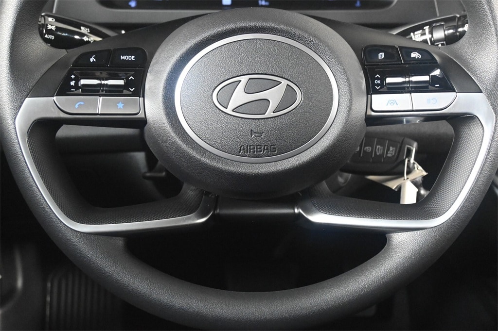 Thumbnail: 2025 Hyundai Elantra - 15