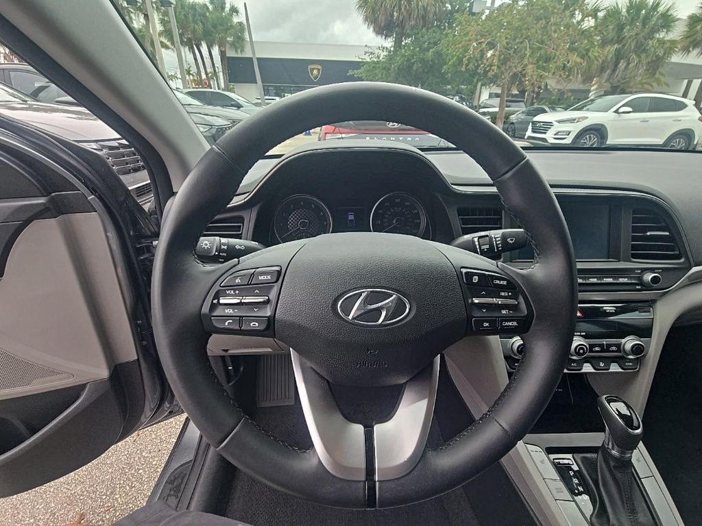 Thumbnail: 2019 Hyundai Elantra - 15