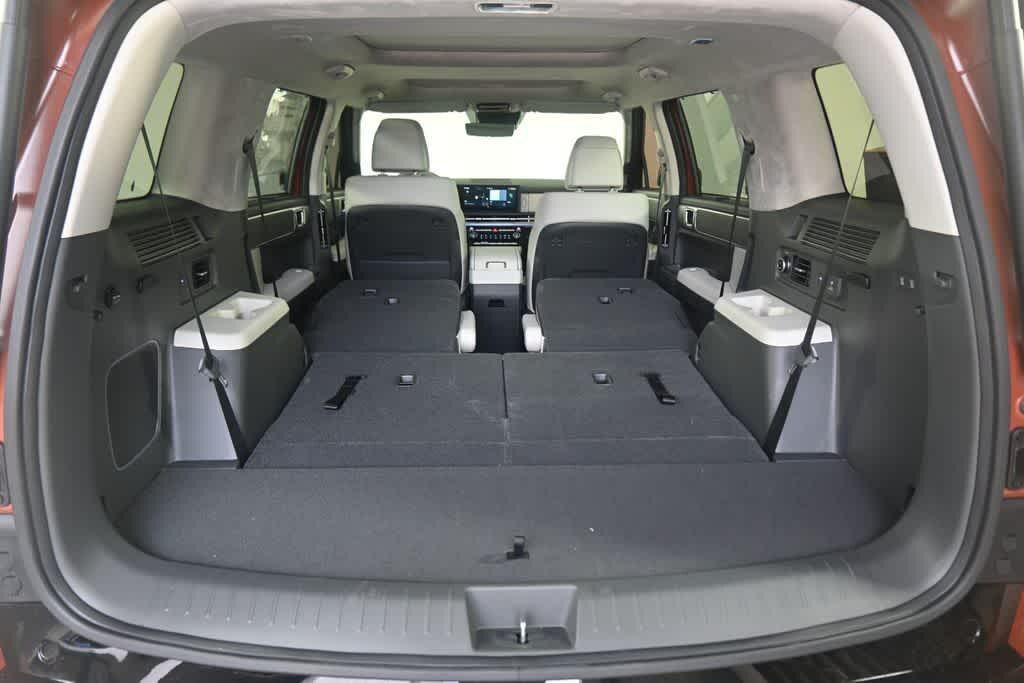 Thumbnail: 2025 Hyundai Santa Fe - 25