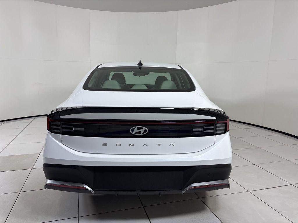 Thumbnail: 2026 Hyundai Sonata - 4