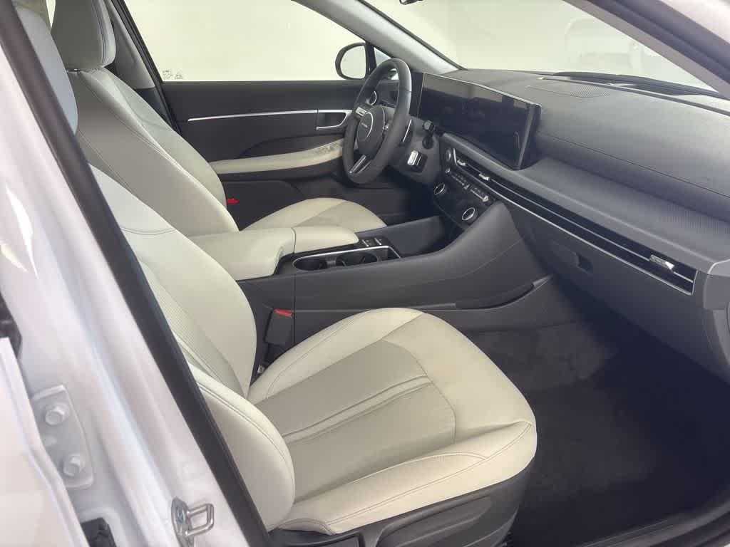 Thumbnail: 2026 Hyundai Sonata - 14