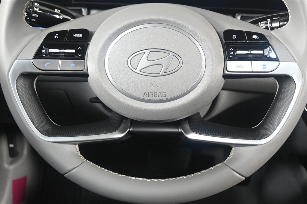 Thumbnail: 2025 Hyundai Elantra - 15