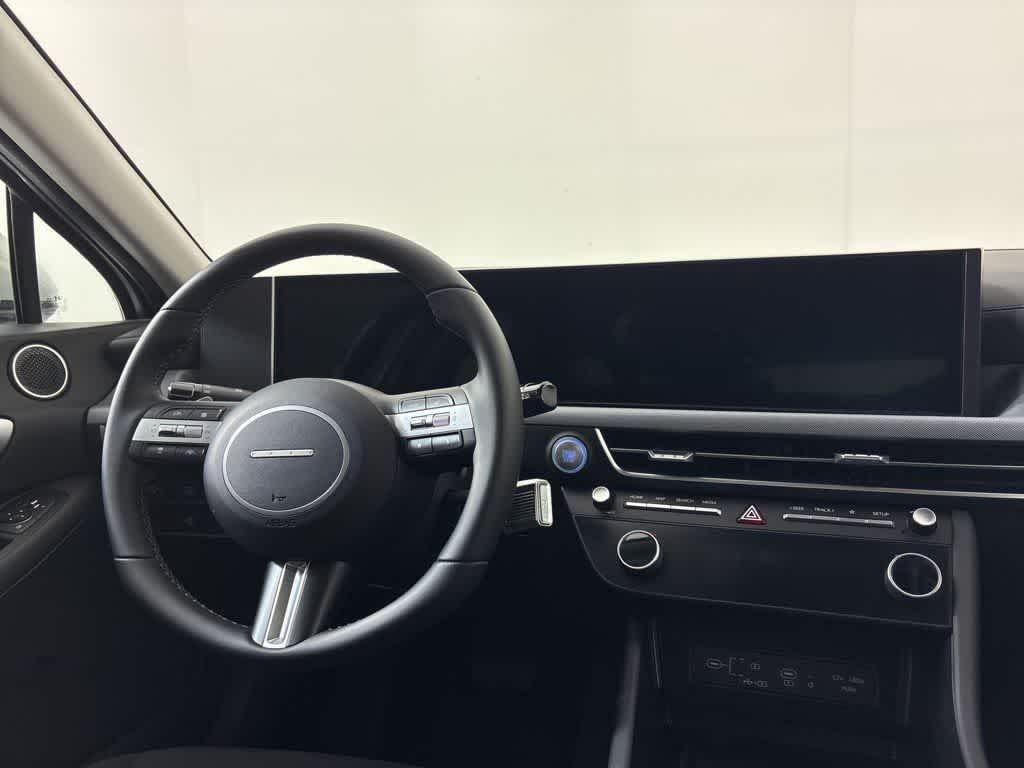 Thumbnail: 2025 Hyundai Sonata - 21