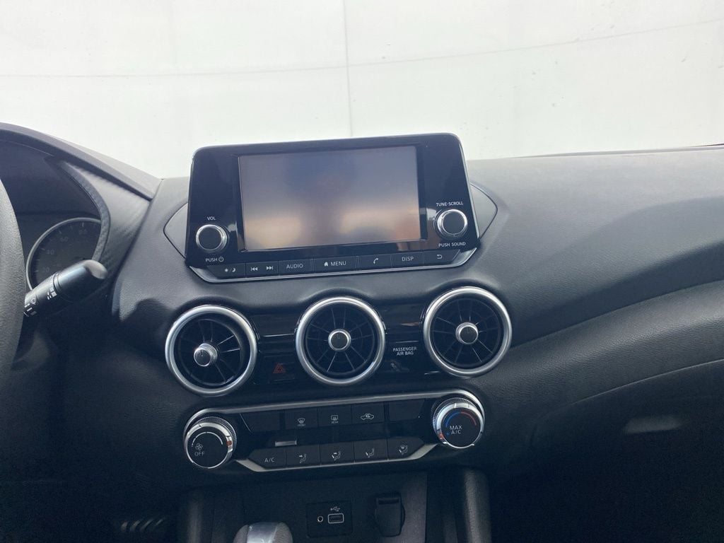 Thumbnail: 2022 Nissan Sentra - 20