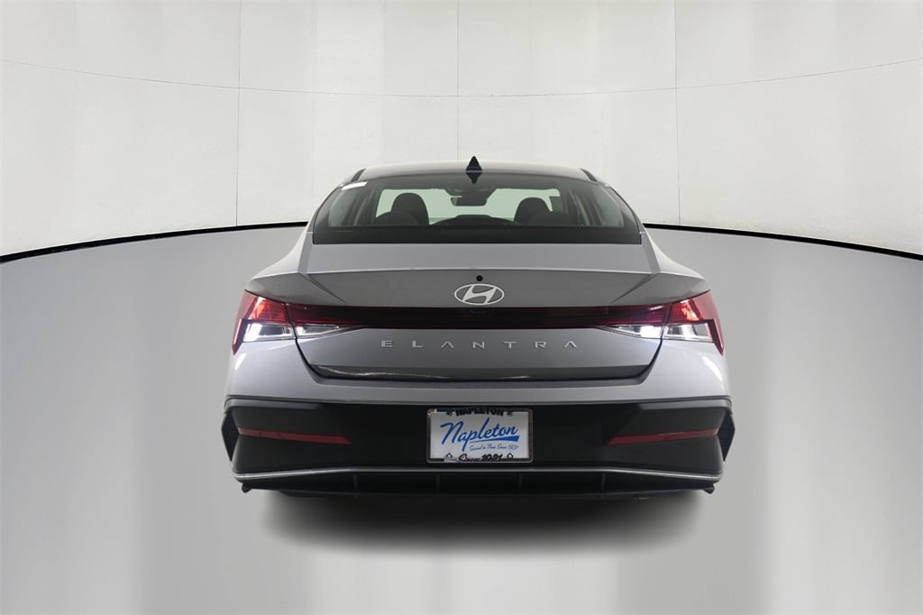Thumbnail: 2025 Hyundai Elantra - 6