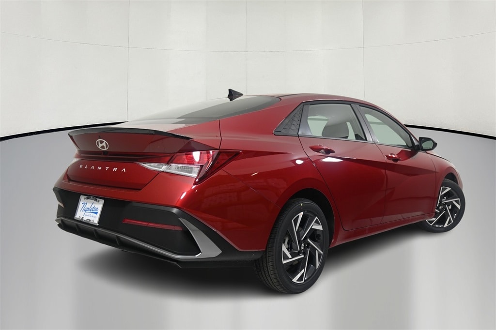 Thumbnail: 2025 Hyundai Elantra - 7