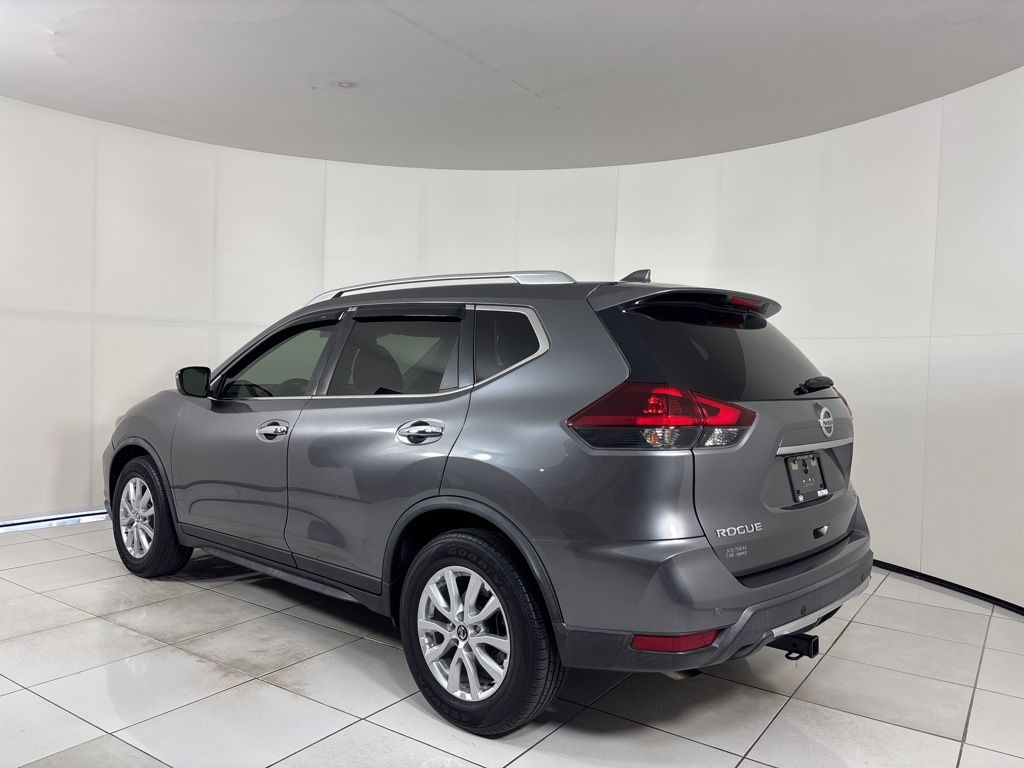 Thumbnail: 2020 Nissan Rogue - 3