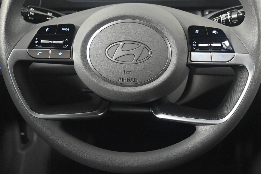 Thumbnail: 2025 Hyundai Elantra - 15