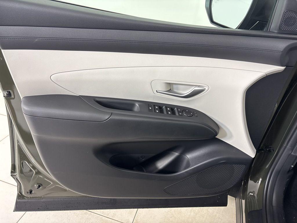 Thumbnail: 2026 Hyundai Tucson - 16