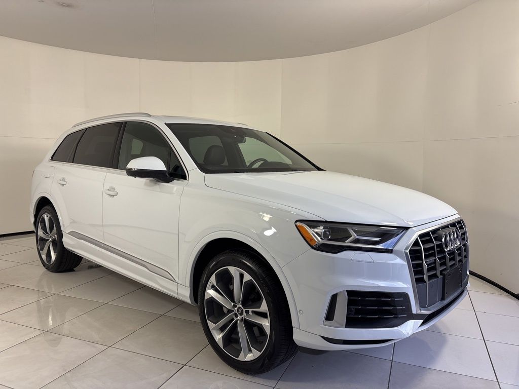 Thumbnail: 2021 Audi Q7 - 7