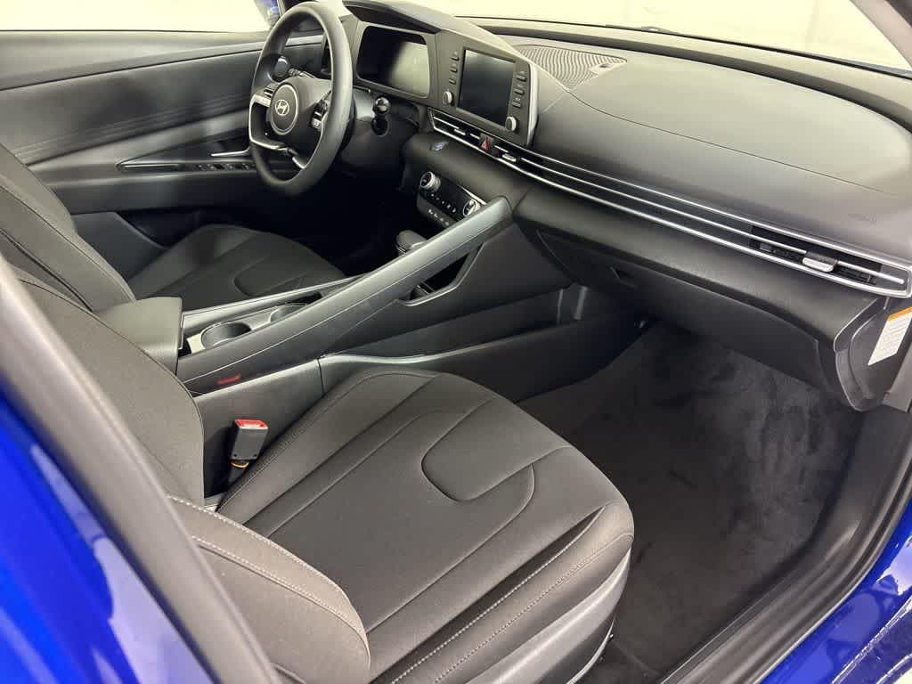 Thumbnail: 2025 Hyundai Elantra - 13