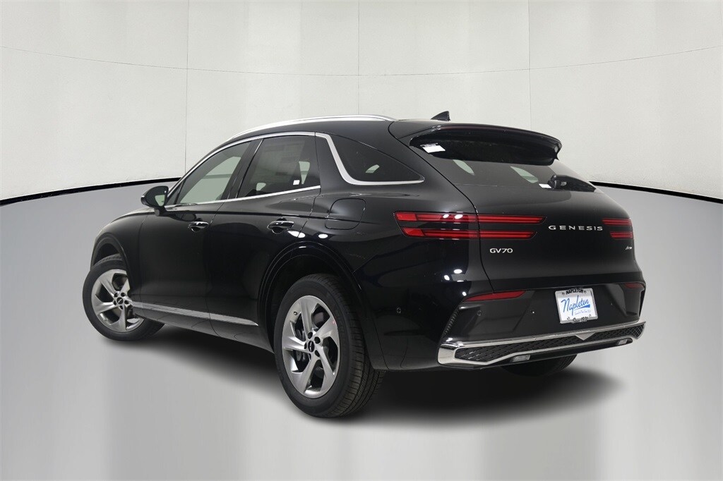 Thumbnail: 2026 Genesis GV70 - 5