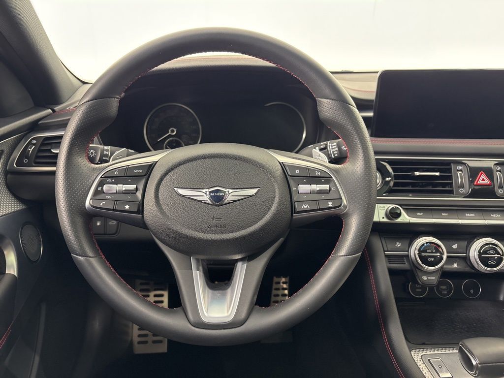 Thumbnail: 2023 Genesis G70 - 24