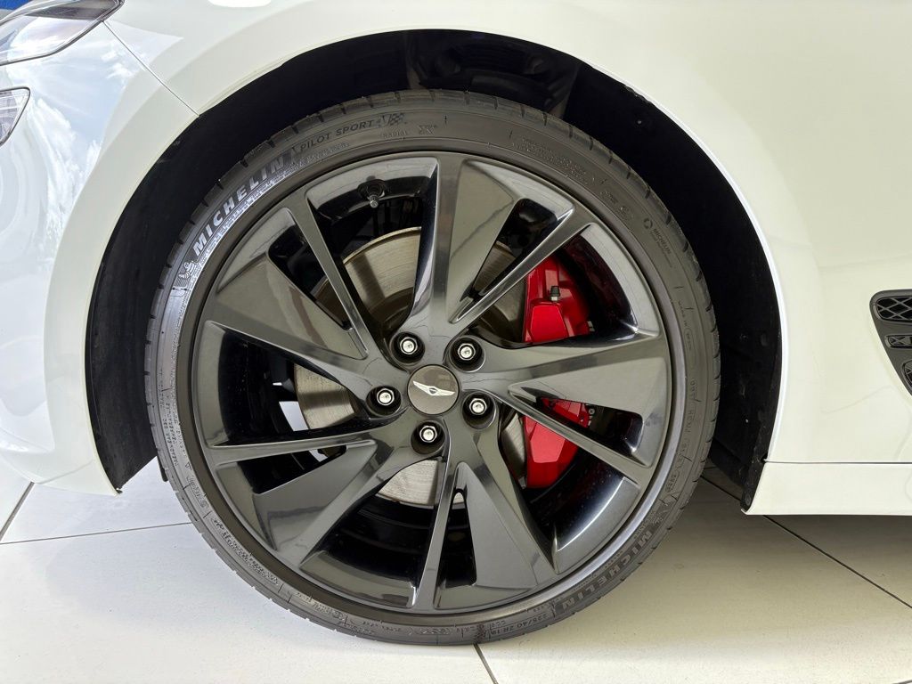 Thumbnail: 2023 Genesis G70 - 9