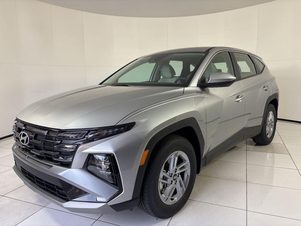 New 2026 Hyundai Tucson SE FWD SUV