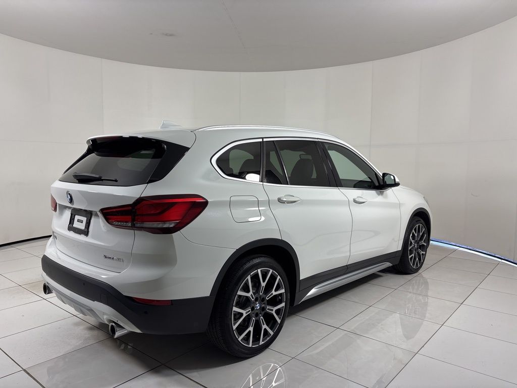 Thumbnail: 2021 BMW X1 - 5