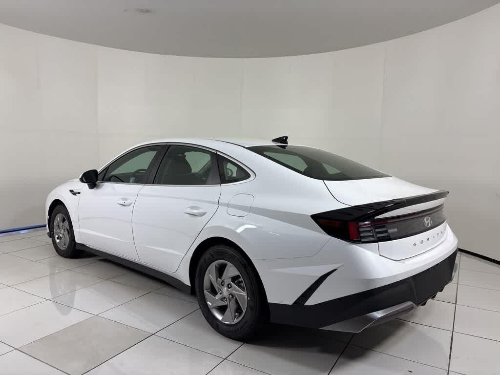 New 2025 Hyundai Sonata SE Sedan