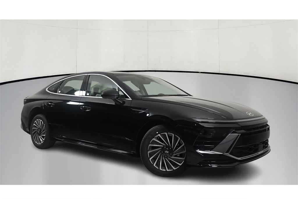Thumbnail: 2025 Hyundai Sonata - 1