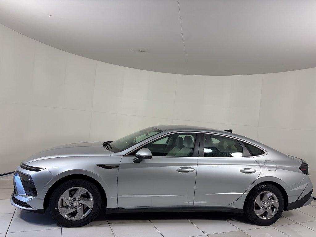Thumbnail: 2025 Hyundai Sonata - 2