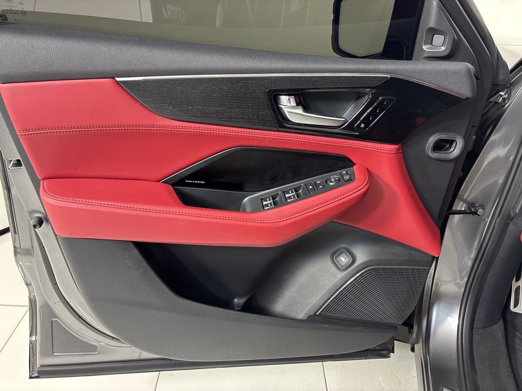 Thumbnail: 2025 Acura MDX - 16