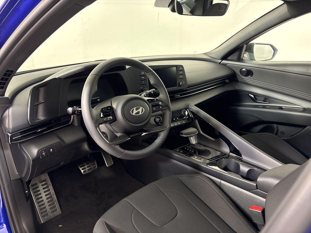 Thumbnail: 2026 Hyundai Elantra - 15