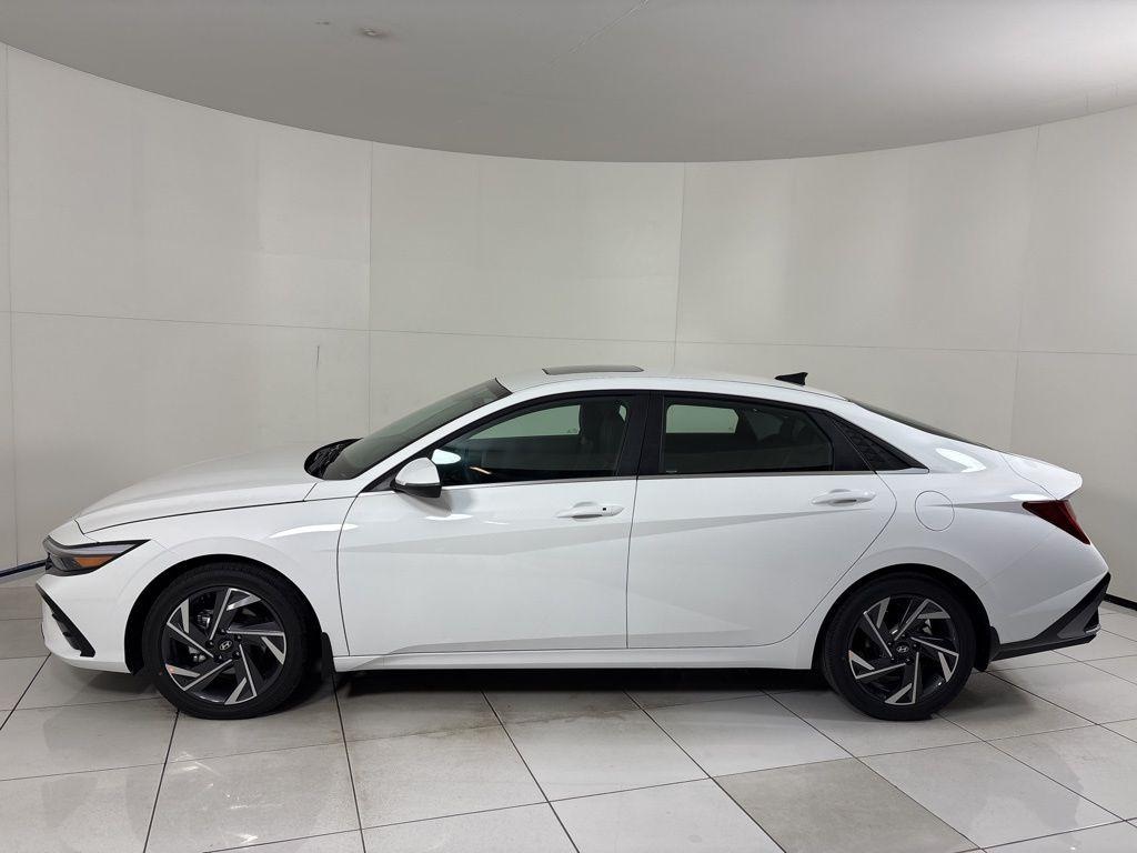 New 2026 Hyundai Elantra Limited Sedan