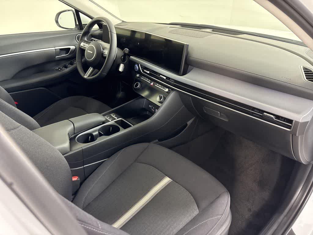 Thumbnail: 2025 Hyundai Sonata - 13