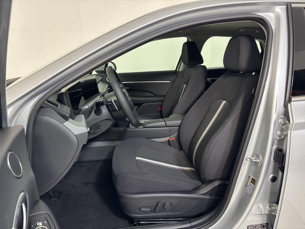 Thumbnail: 2025 Hyundai Sonata - 14