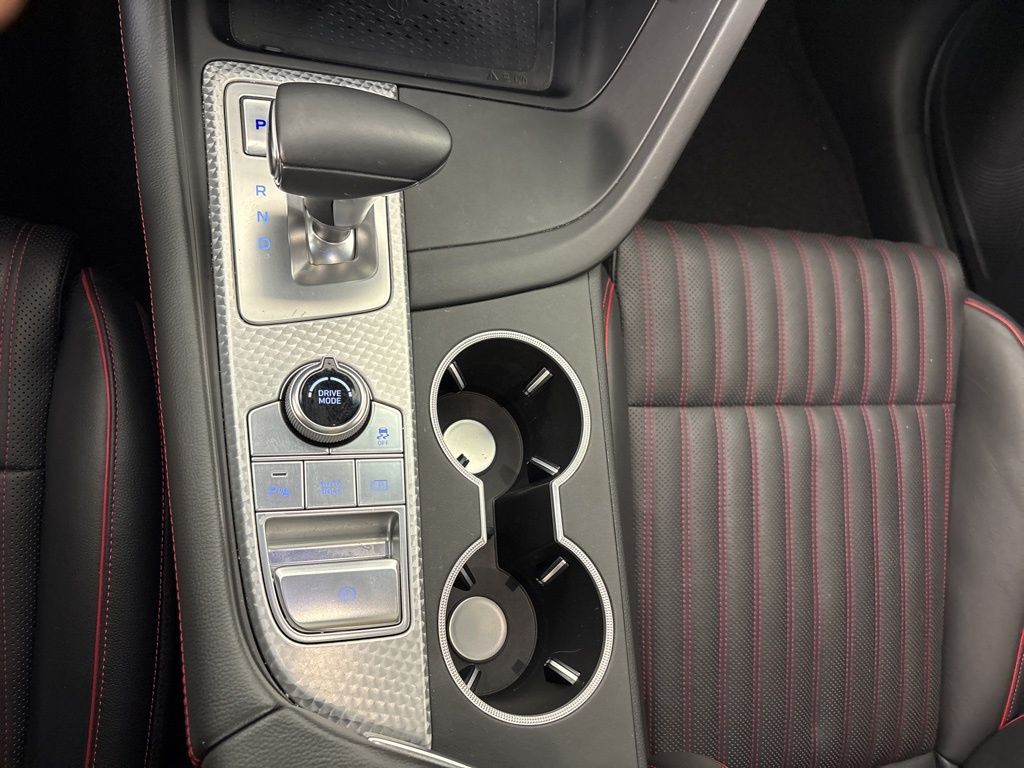 Thumbnail: 2023 Genesis G70 - 37