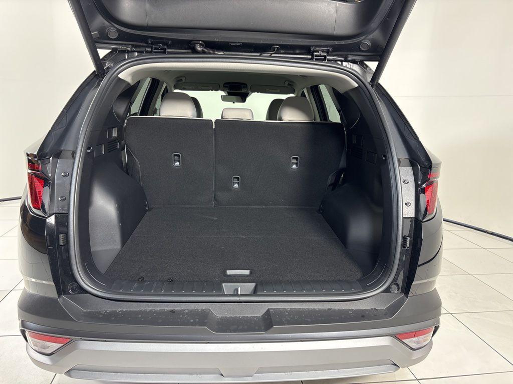 Thumbnail: 2026 Hyundai Tucson - 23