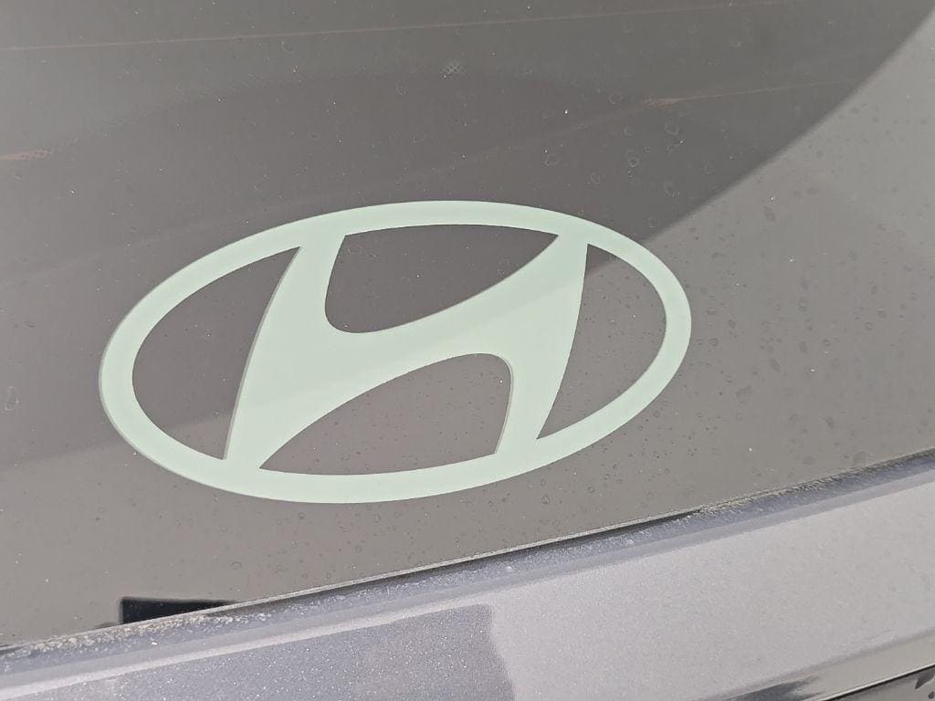 2026 Hyundai Tucson Limited - Photo 12