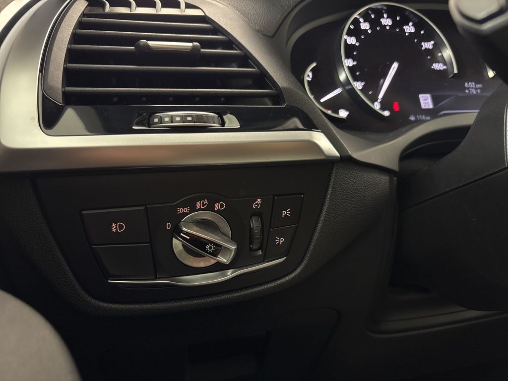 Thumbnail: 2021 BMW X3 - 35