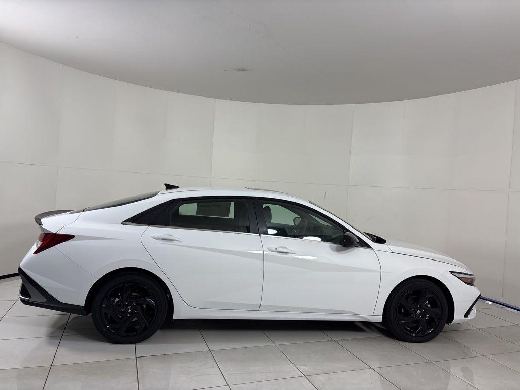 Thumbnail: 2026 Hyundai Elantra - 6