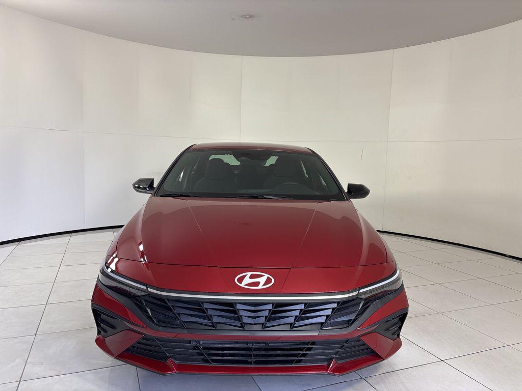 Thumbnail: 2025 Hyundai Elantra - 8