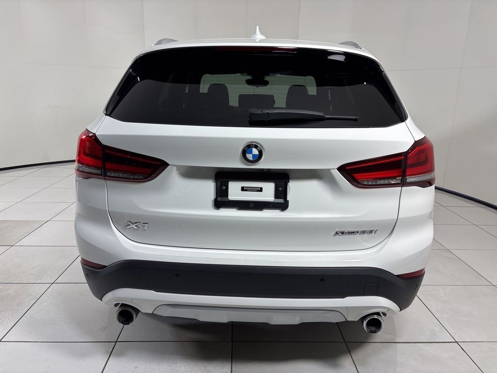 Thumbnail: 2021 BMW X1 - 4